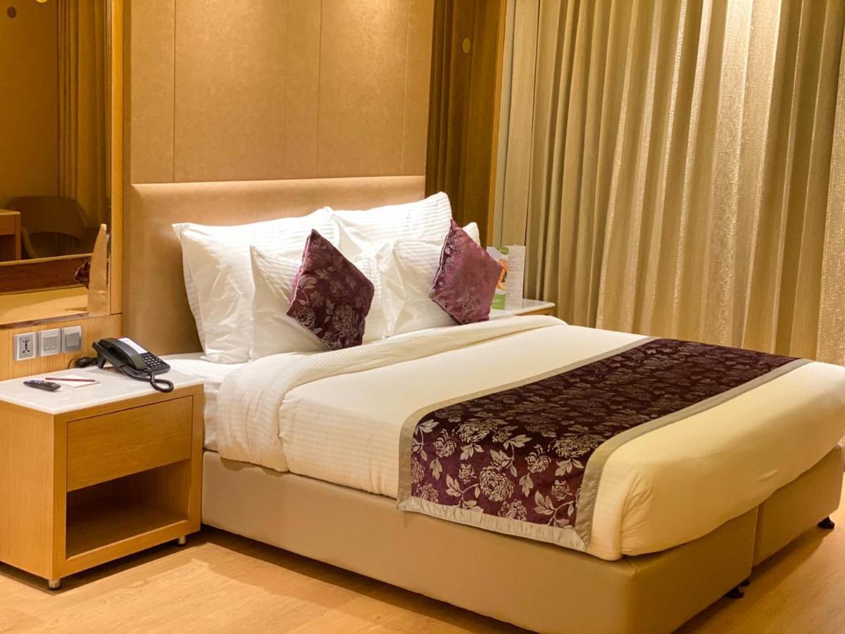 Nirvana Luxury Hotel L Ludhiana Dış mekan fotoğraf